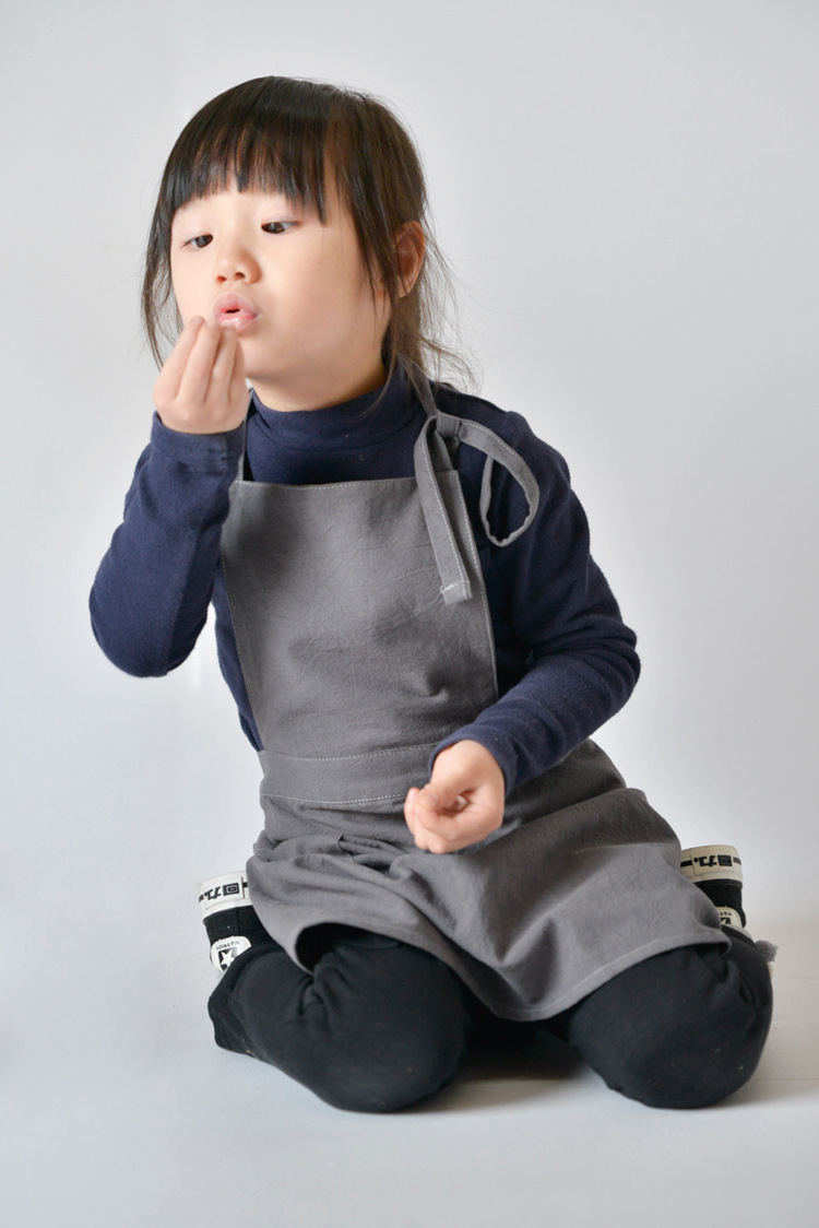 Kids Outdoor Kitchen Accessories - ชุดเอี๊ยมเด็กผ้าฝ้าย ชุดแม่ลูก ชุดเด็กสำหรับทำขนม DIY กระโปรงสีพื้น งานศิลปะ